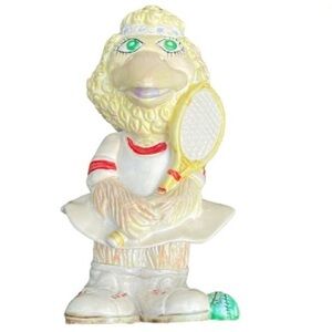 𝅺vintage Sesame Street Big Bird Bank Tennis 1984 Small World Importing